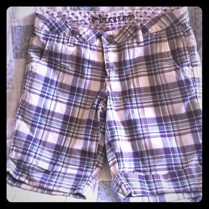 Decree size 3 shorts